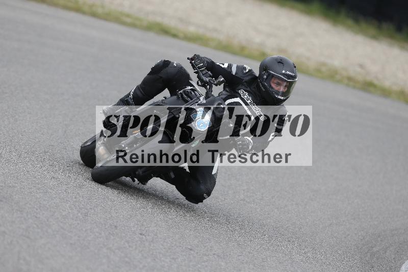 /09 19.04.2026  Caremotion get faster ADR/Gruppe gruen/76